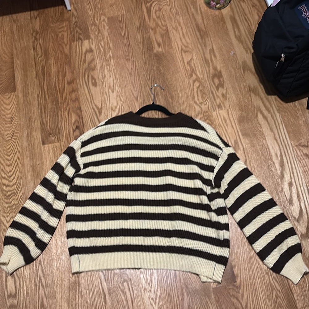 A brown and cream stripped cardigan crochet style - Picture 3 of 4